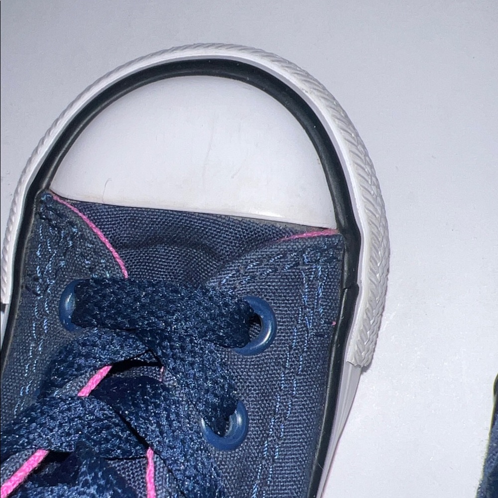 Converse Kids Sneakers in Dark Blue and Magenta - Picture 7 of 9